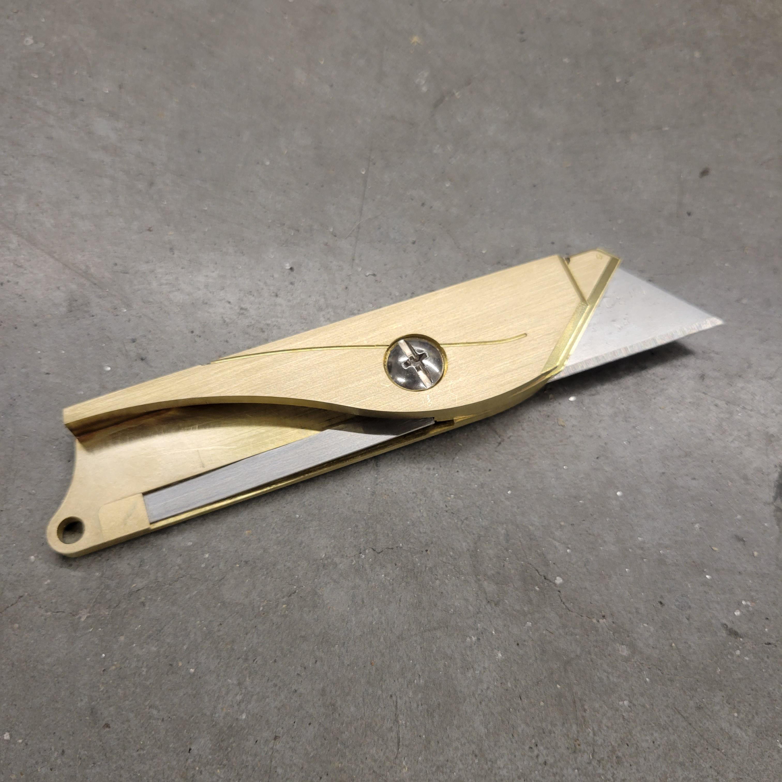 folding-utility-knife-cover